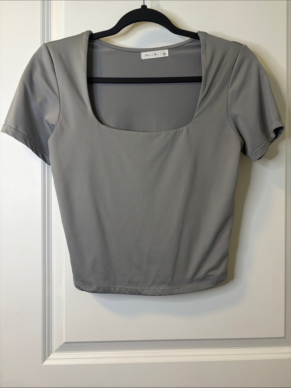 Active USA Scoop Neck Crop Top — Light Gray